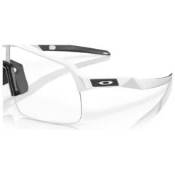 Lunettes De Soleil Oakley Sutro Lite Matte White Clear To Black Iridium Photochromic -Maui Jim Boutique f7cb6783b05be6332c5eb70d89719aace2df820a E21OAKLLUN174640 OAKL0207433 901